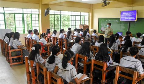 Public school principals can now suspend classes in Muntinlupa .